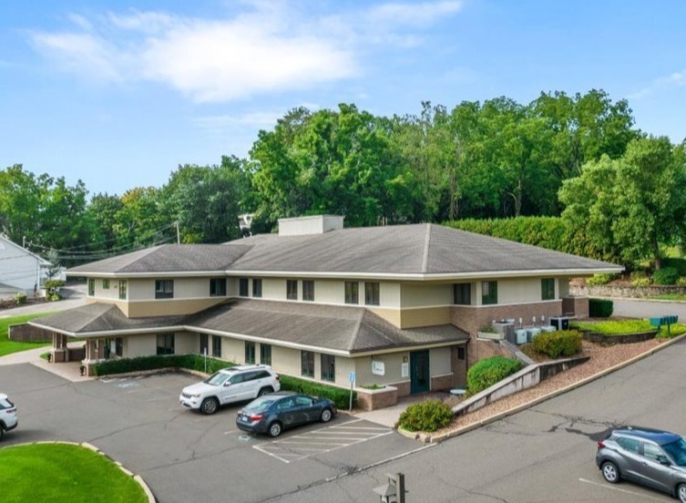 415-Highland-Ave-Cheshire-CT-Building-Photo-5-LargeHighDefinition