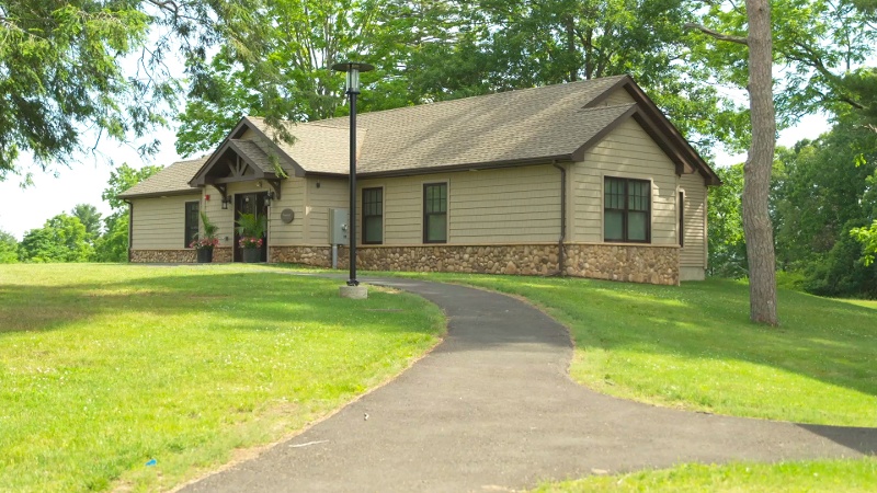 BWP_Moralee cottage_outside-1