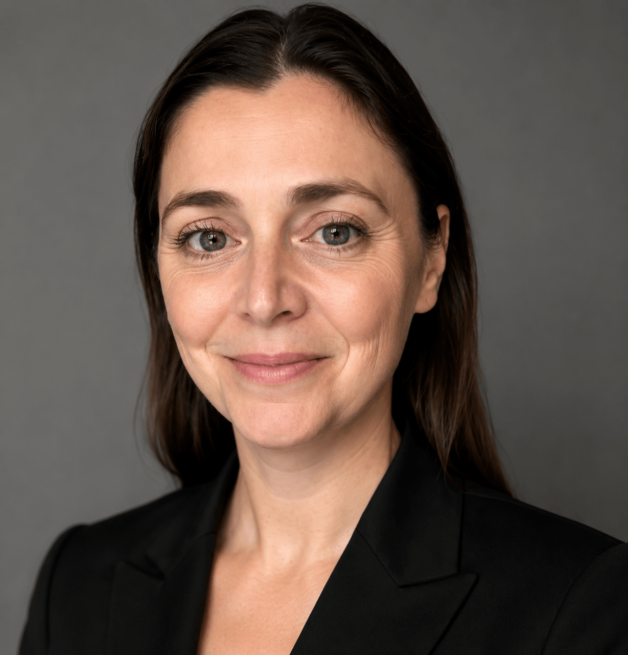 jennifer_russo_md_headshot_480x500