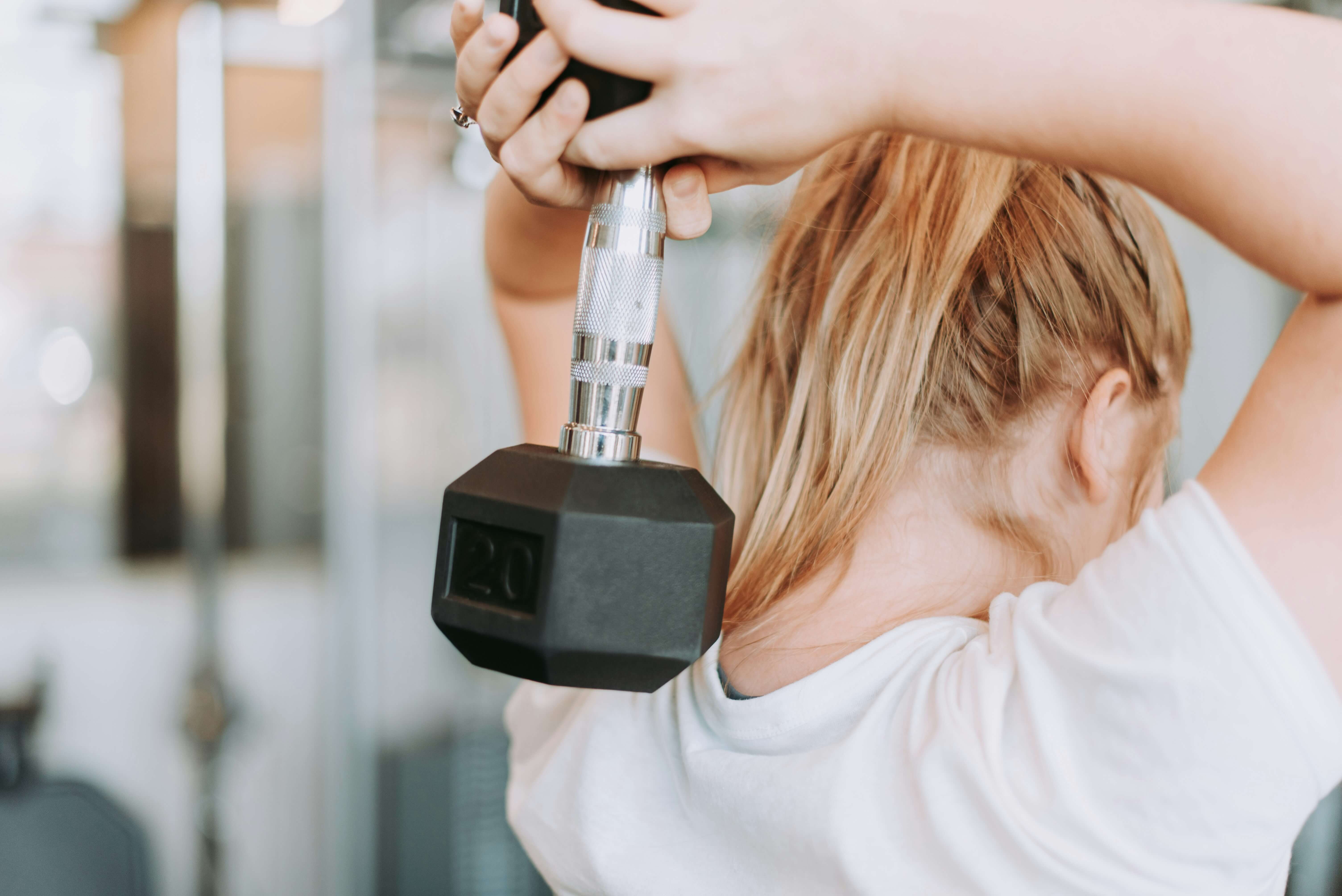 unsplash_weight_lifting_gym_exercise_glp1_physical_therapy_stock_pt